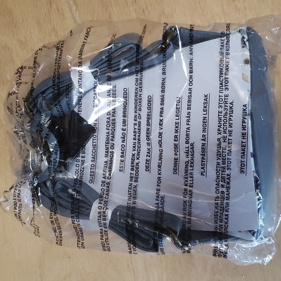 LOUNGEFLY Disney Pocahontas Meeko Sunflower Mini Backpack Nwt - Picture 7 of 7